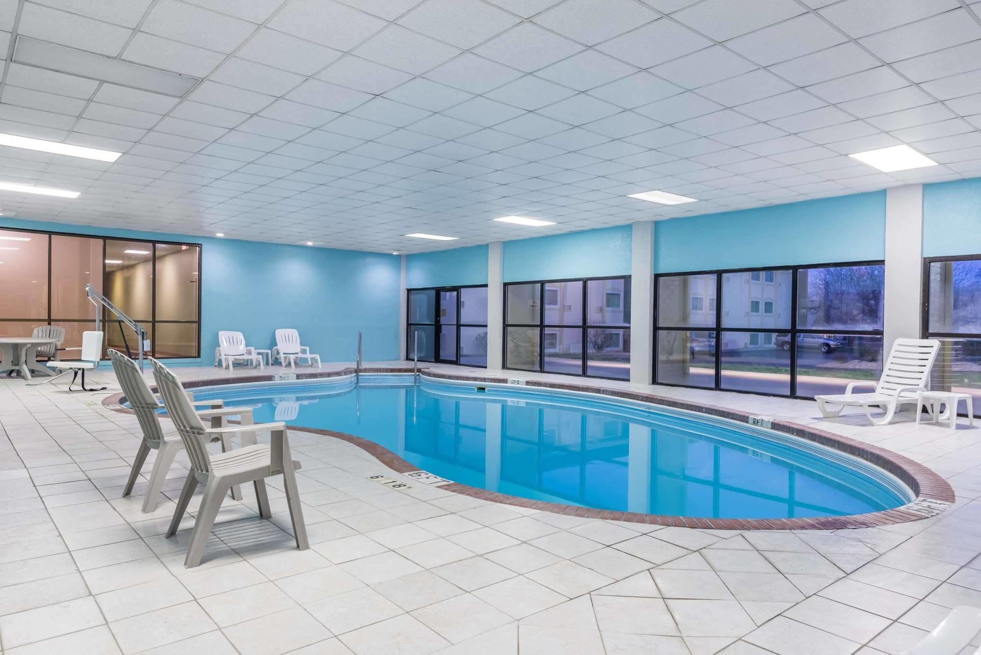 Baymont By Wyndham Kokomo Ngoại thất bức ảnh
